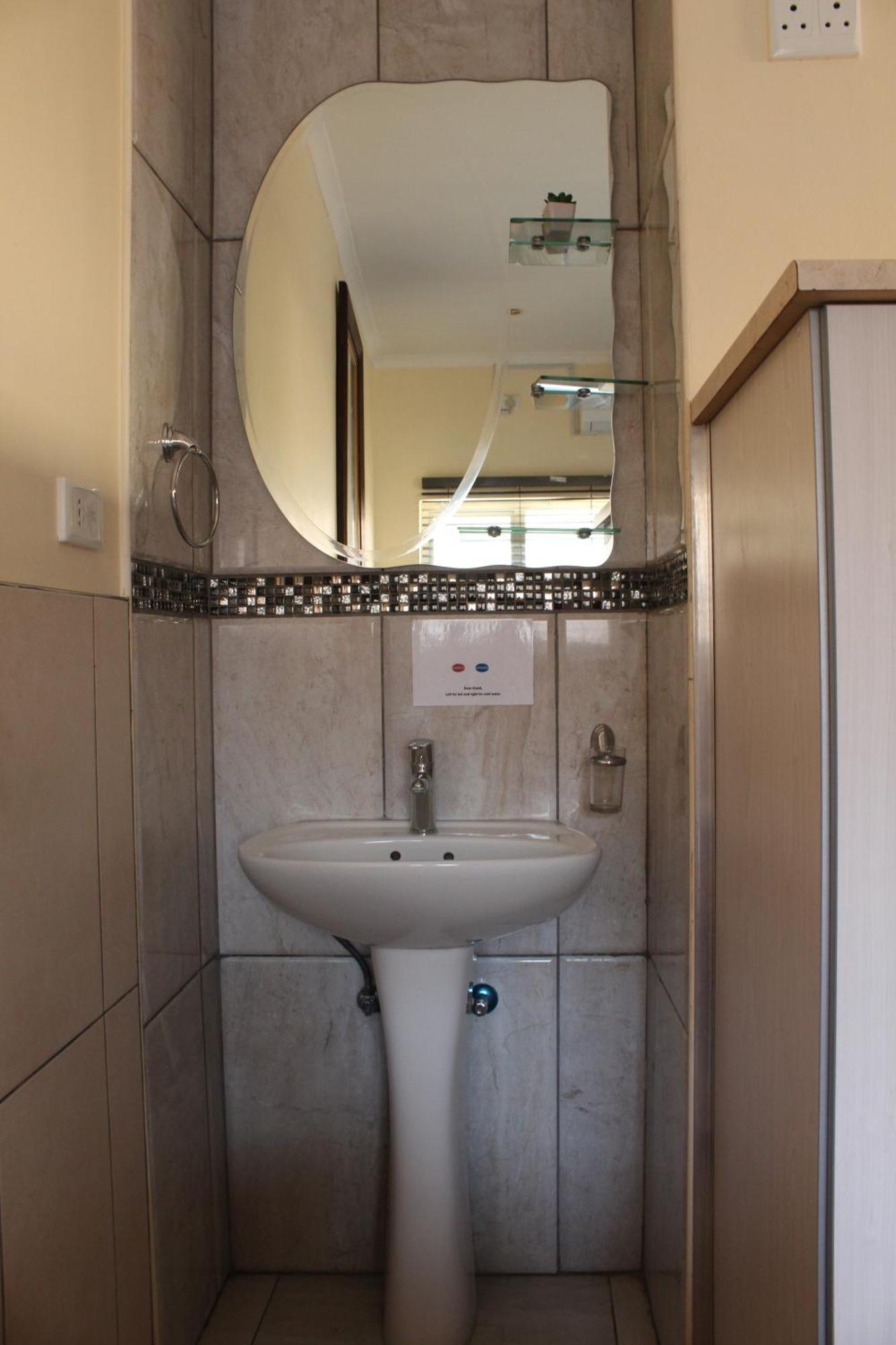 Esperanca Guesthouse Windhoek Buitenkant foto