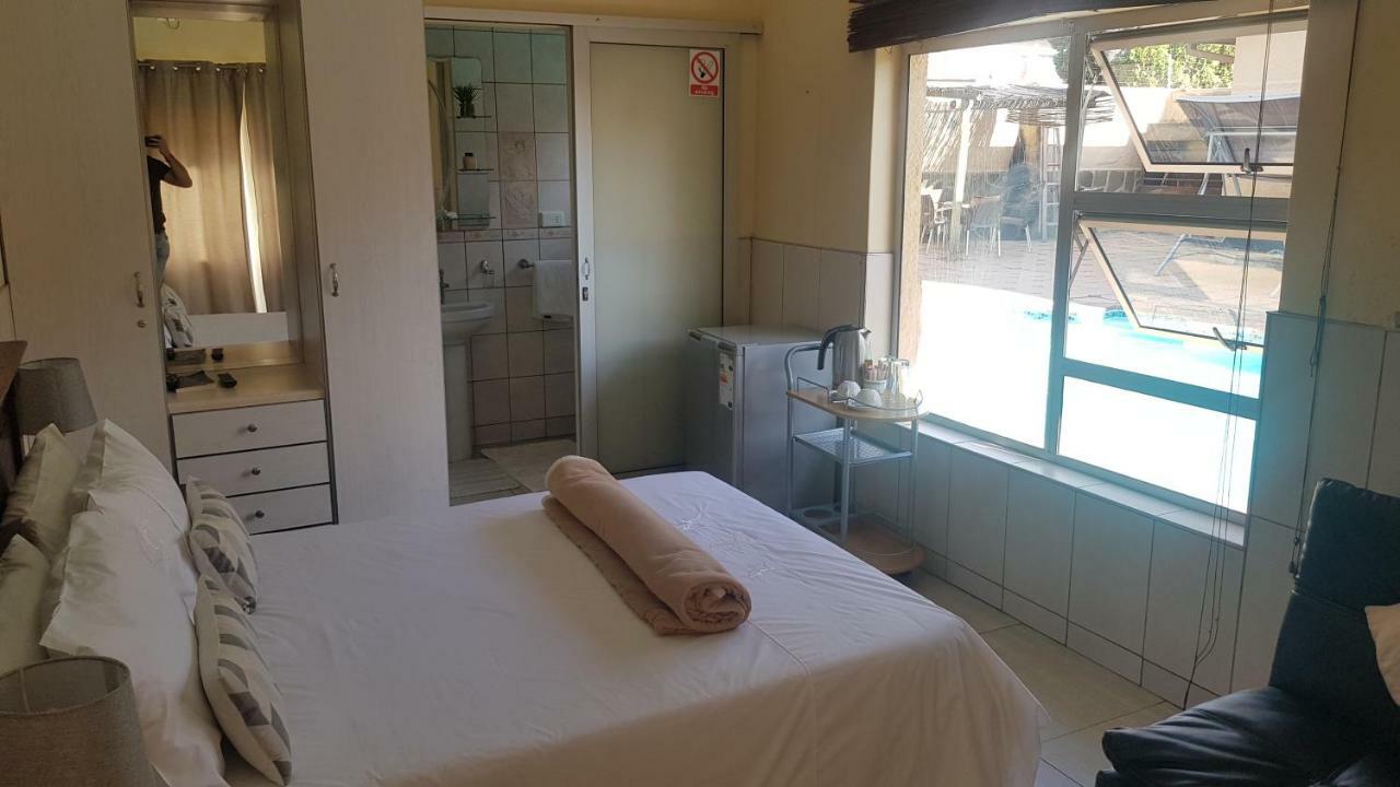 Esperanca Guesthouse Windhoek Buitenkant foto